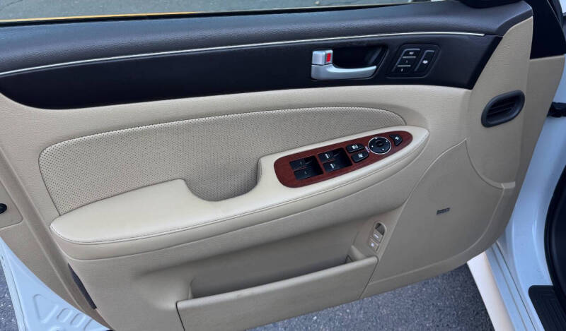 2012 Hyundai Genesis 3.8L V6