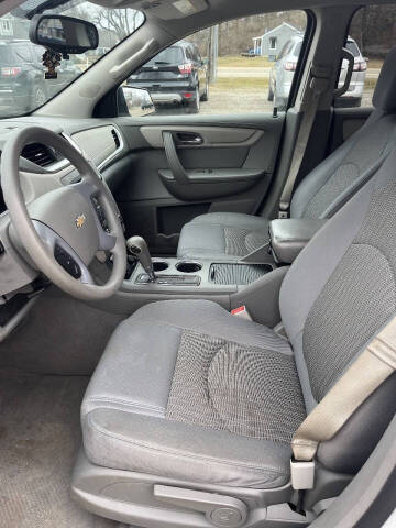 2017 Chevrolet Traverse LS