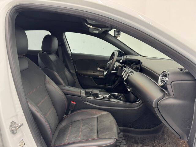 2019 Mercedes-Benz A-Class A 220