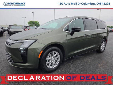2027 Chrysler Pacifica Select