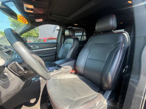 2017 Ford Explorer Sport