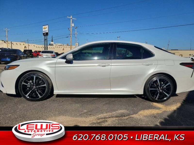 Used 2019 Toyota Camry XSE with VIN 4T1B61HK3KU762295 for sale in Liberal, KS