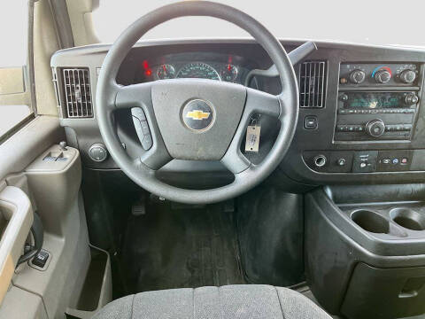 2023 Chevrolet Express 2500