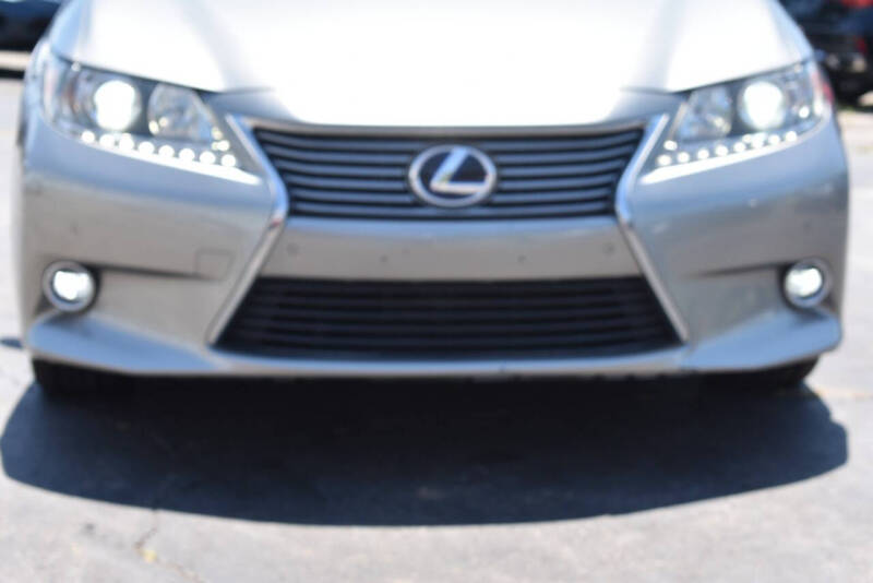 2015 Lexus ES 300h