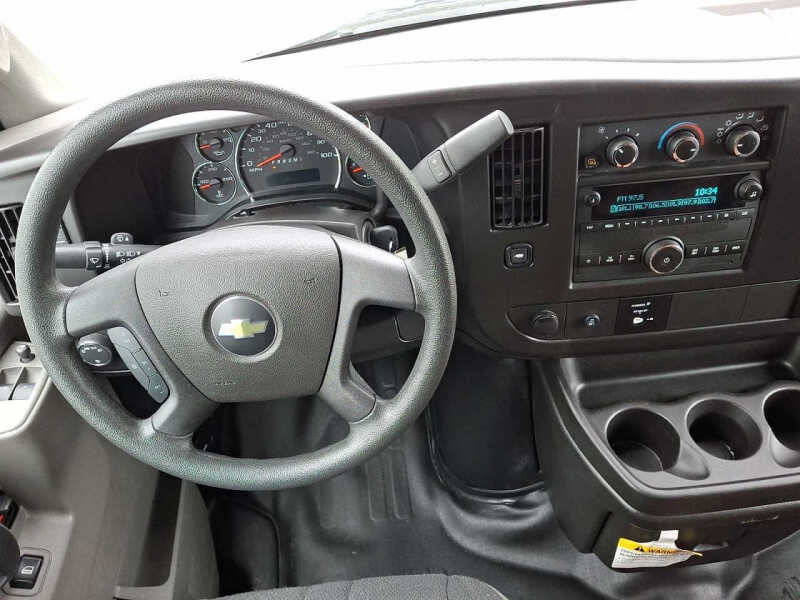 2024 Chevrolet Express 2500
