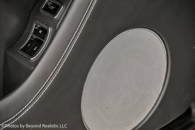 2024 Bentley Bentayga Hybrid