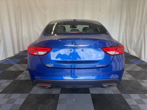 2015 Chrysler 200 S