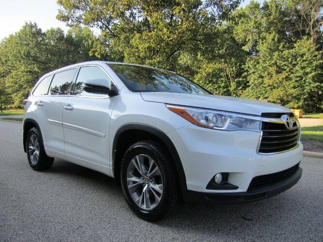 2016 Toyota Highlander LE