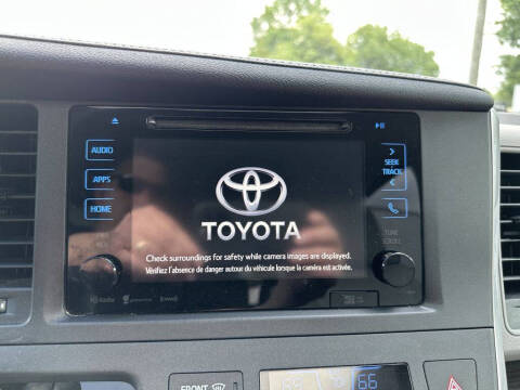 2017 Toyota Sienna