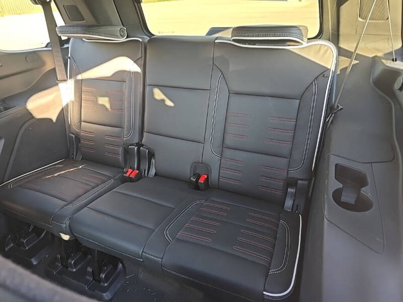 2025 GMC Yukon AT4 Ultimate