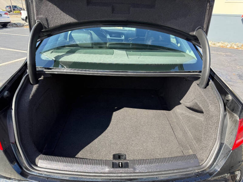 2012 Audi A4 2.0T quattro Premium