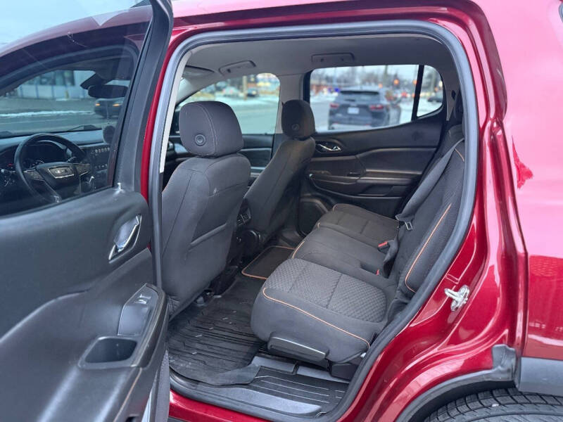 2018 GMC Acadia SLE-2