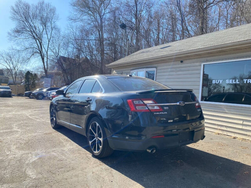 2014 Ford Taurus SHO