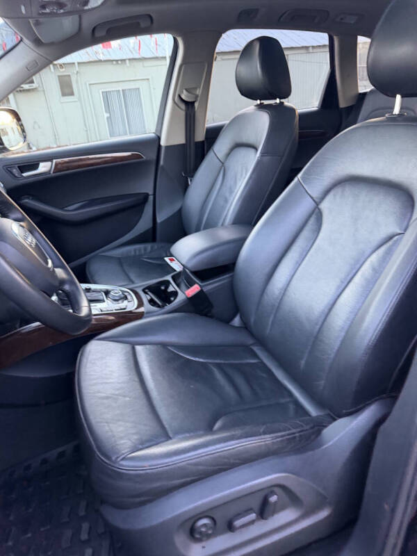 2012 Audi Q5 3.2 quattro Premium Plus