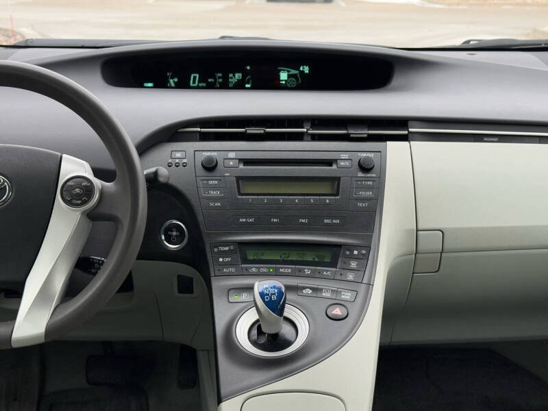 2010 Toyota Prius II