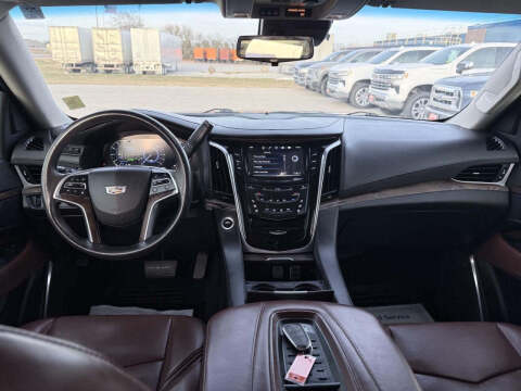 2017 Cadillac Escalade ESV Luxury