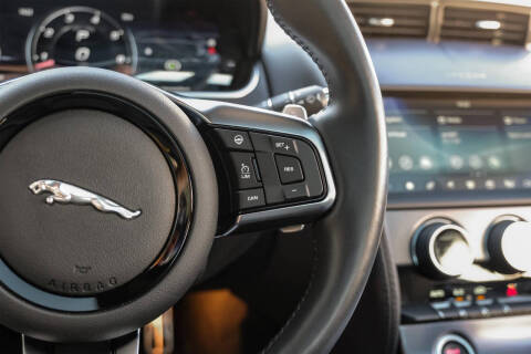 2021 Jaguar F-TYPE P300