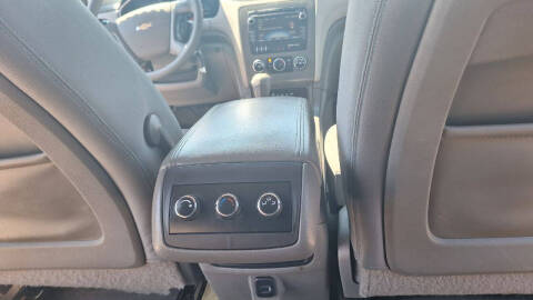 2017 Chevrolet Traverse LS