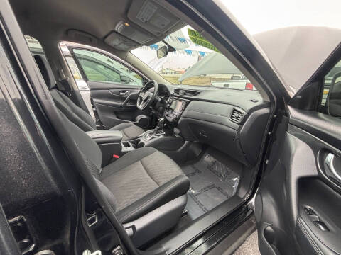 2018 Nissan Rogue SV