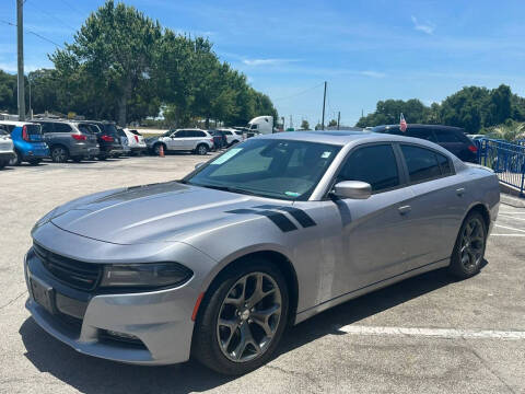 2015 Dodge Charger SXT