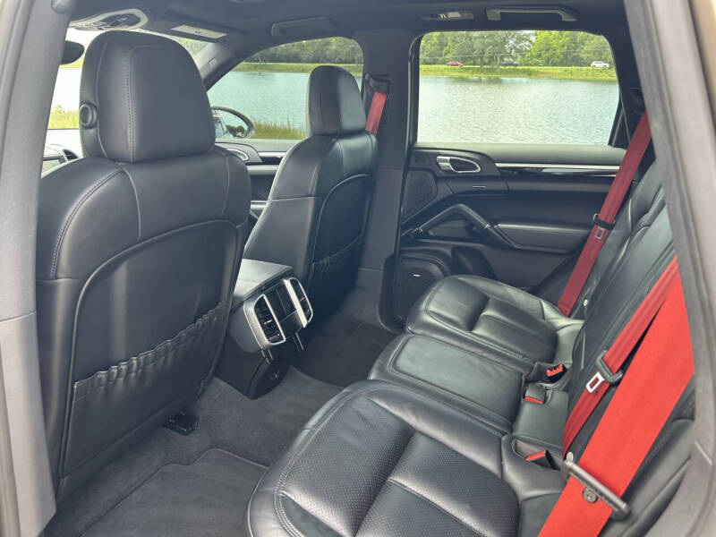 2016 Porsche Cayenne