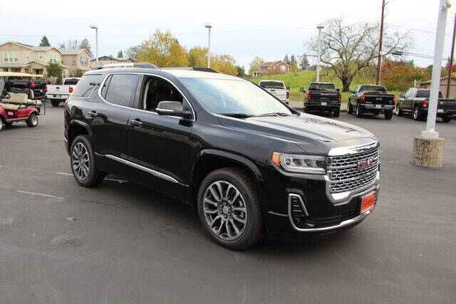 2022 GMC Acadia Denali