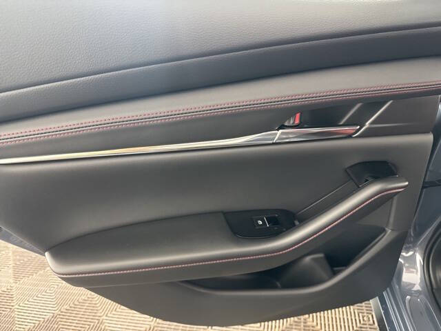 2026 Mazda Mazda3 Hatchback 2.5 S Carbon Edition