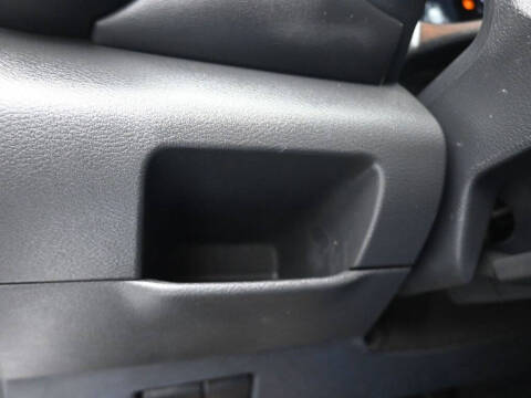 2022 Nissan Kicks SR