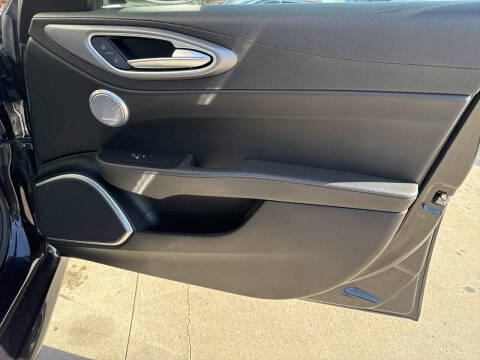 2017 Alfa Romeo Giulia Ti