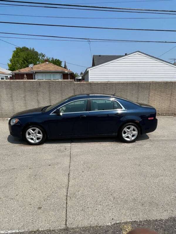 2011 Chevrolet Malibu for sale at Eazzy Automotive Inc. in Eastpointe MI
