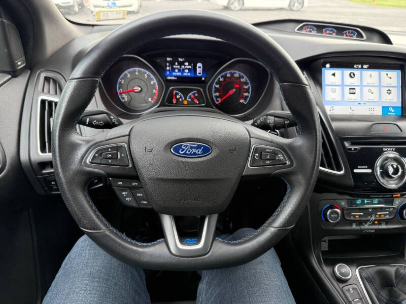 2017 Ford Focus RS
