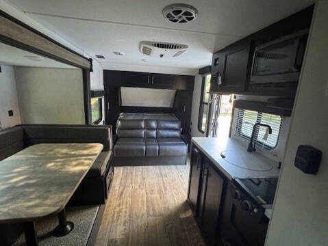 2022 Forest River Cherokee Wolf Pup