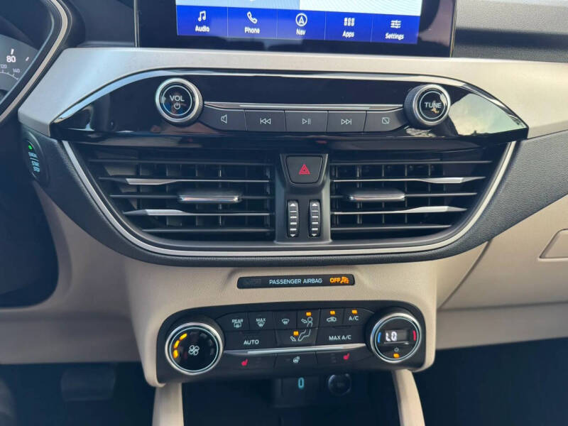 2020 Ford Escape SEL