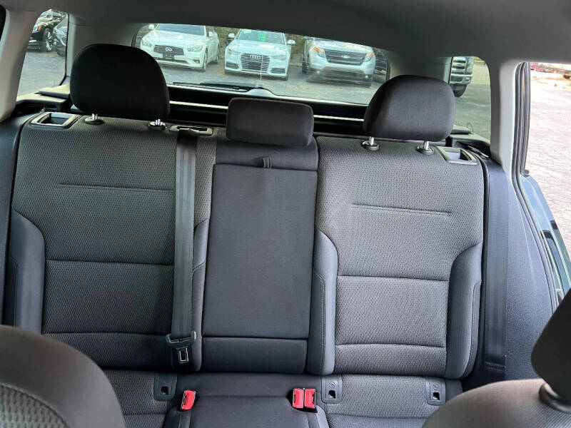 2016 Volkswagen Golf SportWagen TSI S