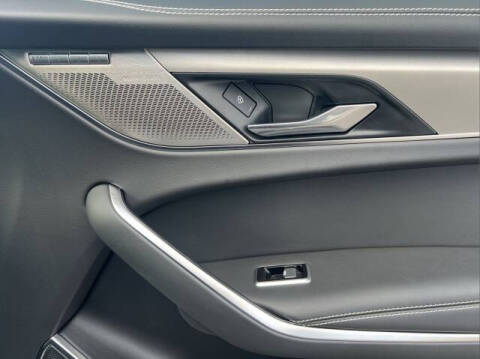 2025 Jaguar F-PACE P250 R-Dynamic S