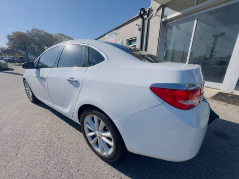 2013 Buick Verano Leather Group