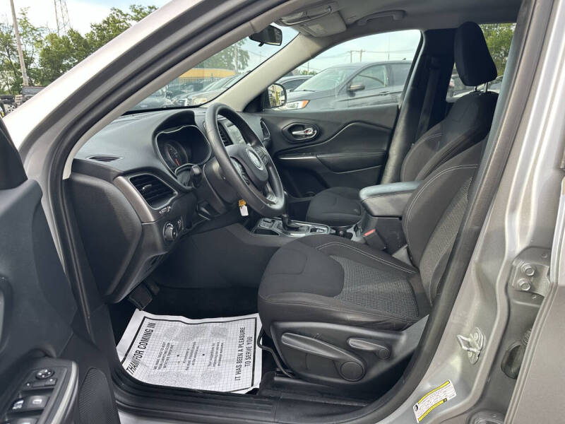 2019 Jeep Cherokee Latitude