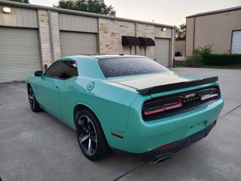 2019 Dodge Challenger SXT