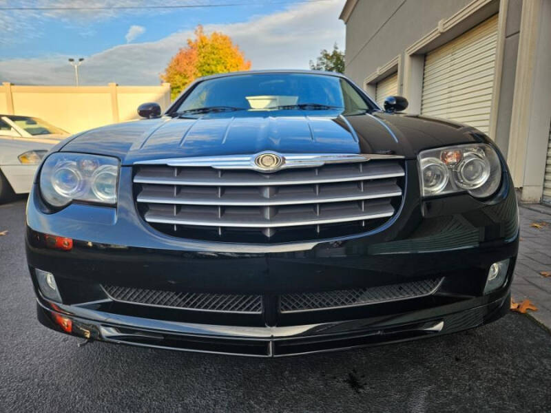 2005 Chrysler Crossfire SRT-6 photo 2