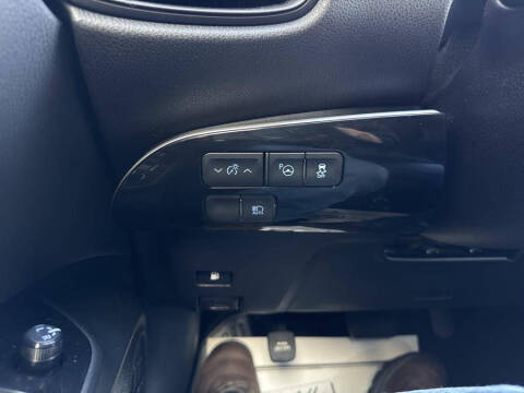 2018 Toyota Prius Two