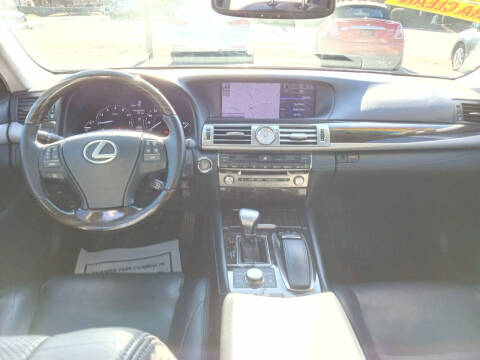 2013 Lexus LS 460