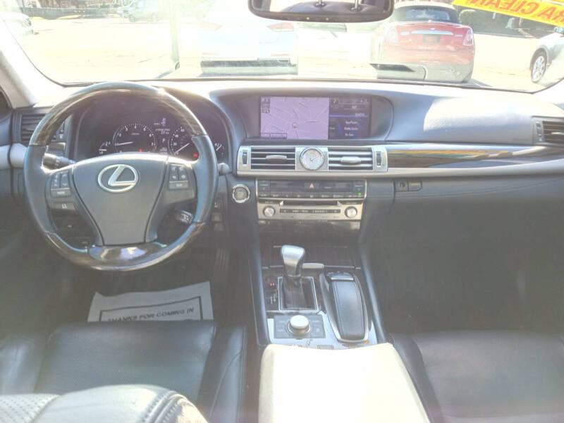 2013 Lexus LS 460