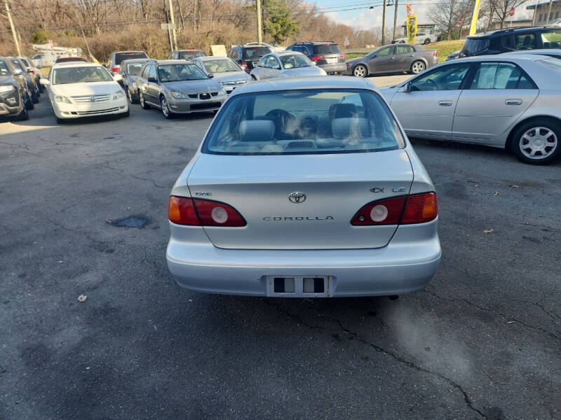 2002 Toyota Corolla LE photo 7