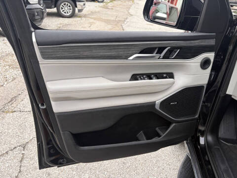 2022 Jeep Wagoneer Series II