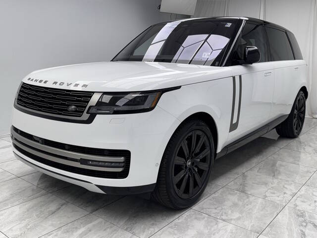 2023 Land Rover Range Rover P530 SE LWB