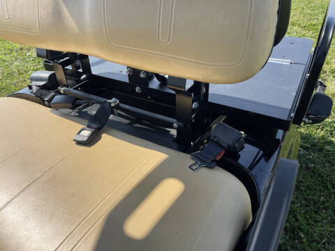 2005 E-Z-GO 4passenger Electric