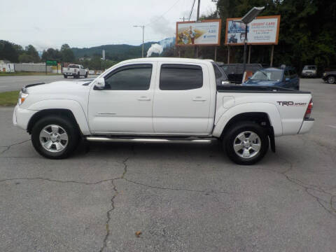 2015 Toyota Tacoma for sale at EAST MAIN AUTO SALES in Sylva NC