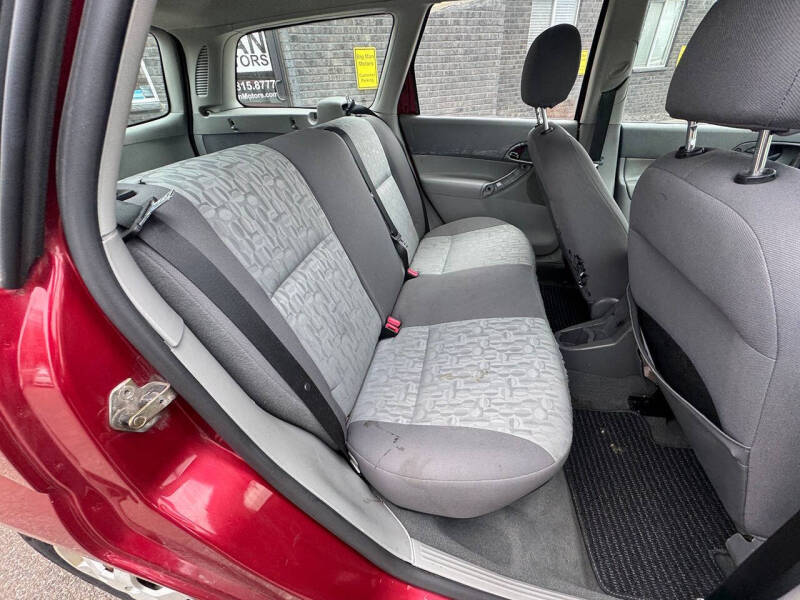 2005 Ford Focus ZXW SE