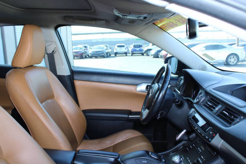 2013 Lexus CT 200h