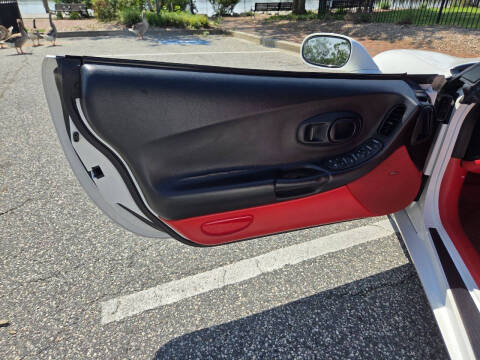 2004 Chevrolet Corvette